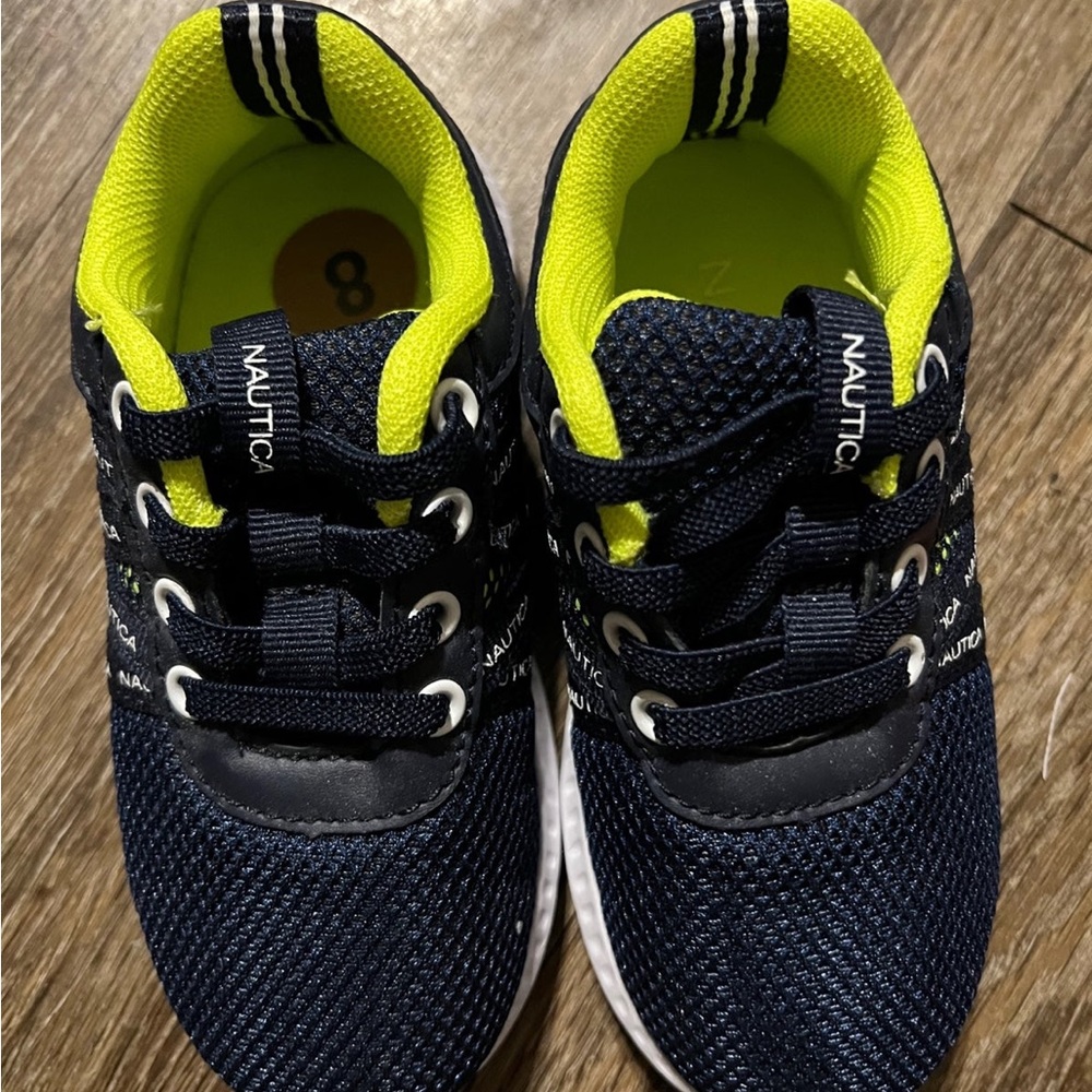 Nautica boys shoes size 8